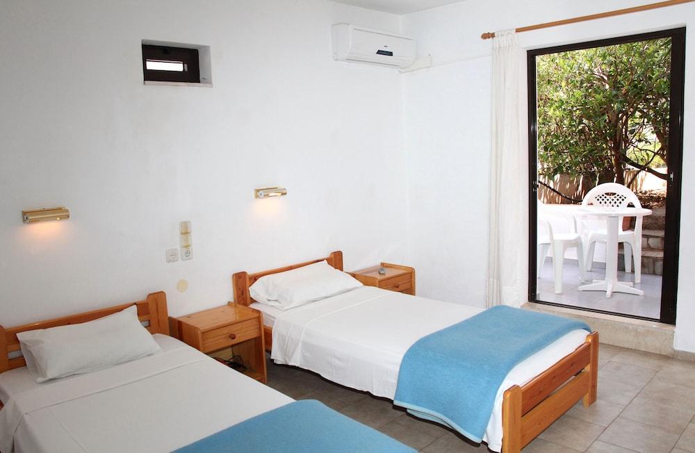 Hotel Thisvi Stalida Esterno foto